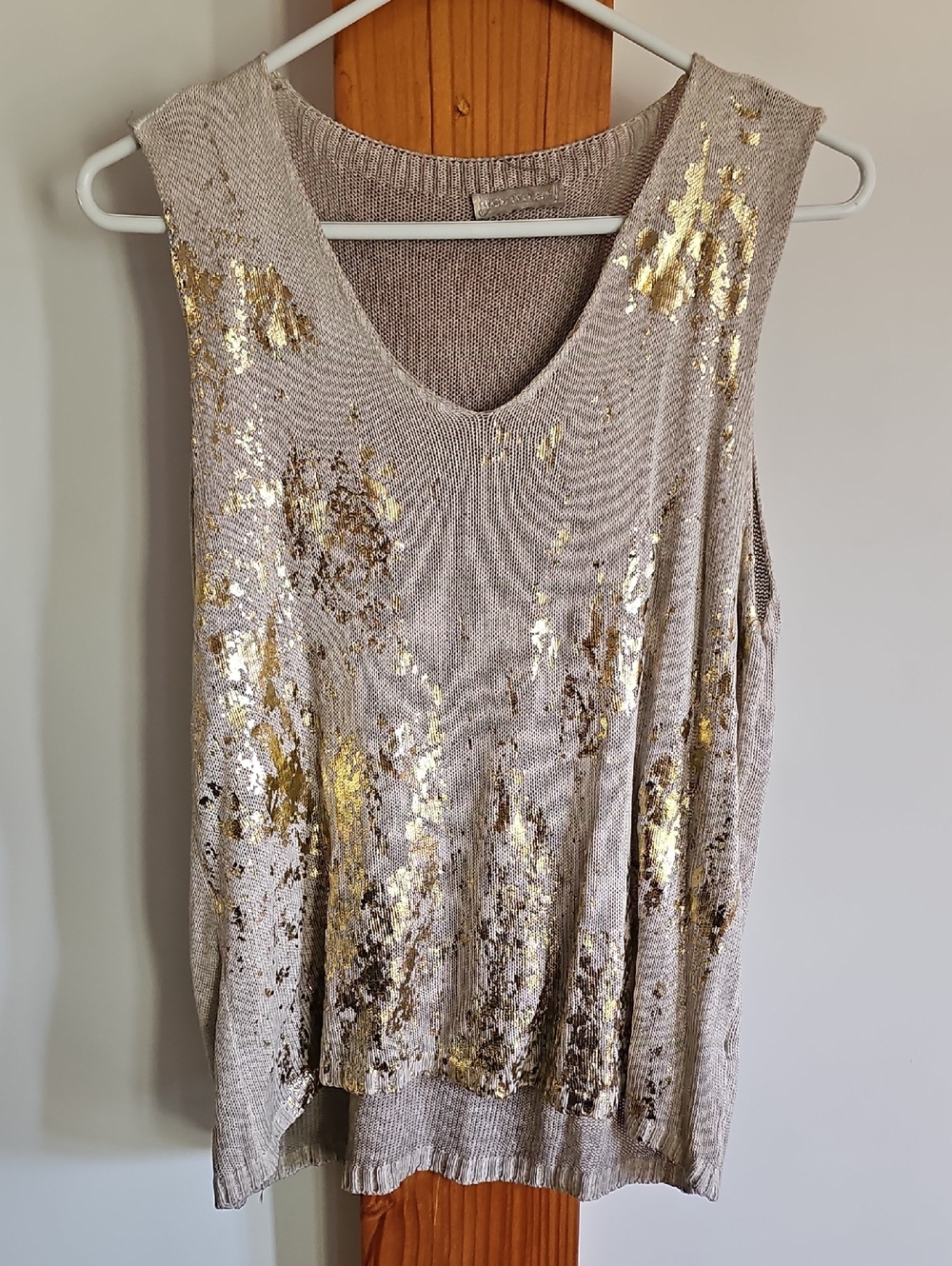 V-Neck Metallic Accent Knit Tank Top - Gold on Beige